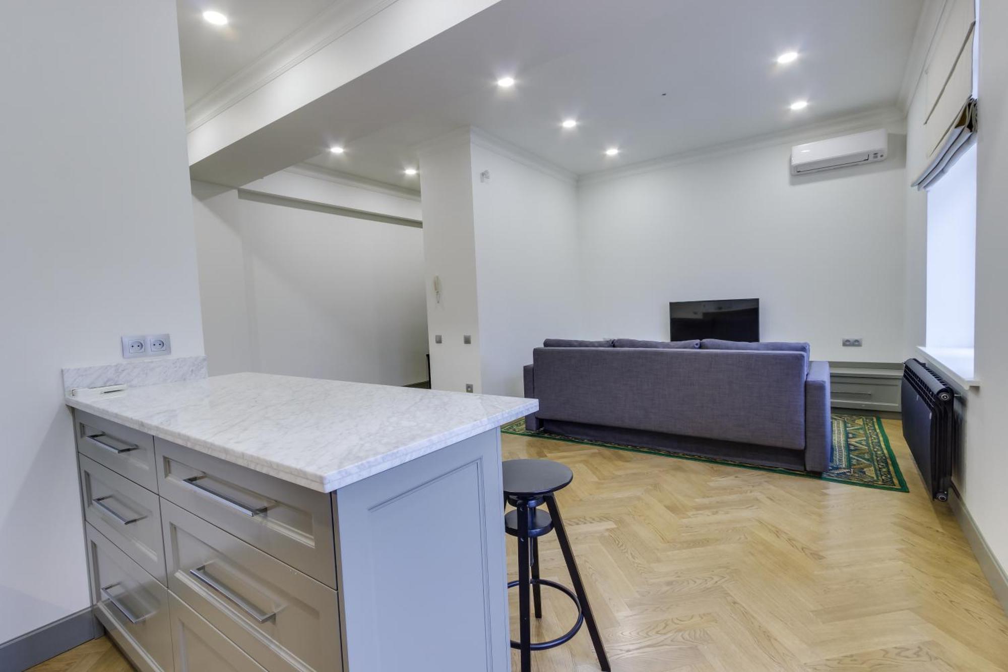 Opera Apartments Алма Ата Стая снимка