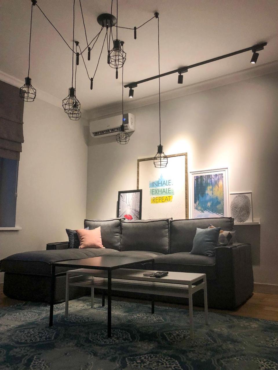 Opera Apartments Алма Ата Екстериор снимка