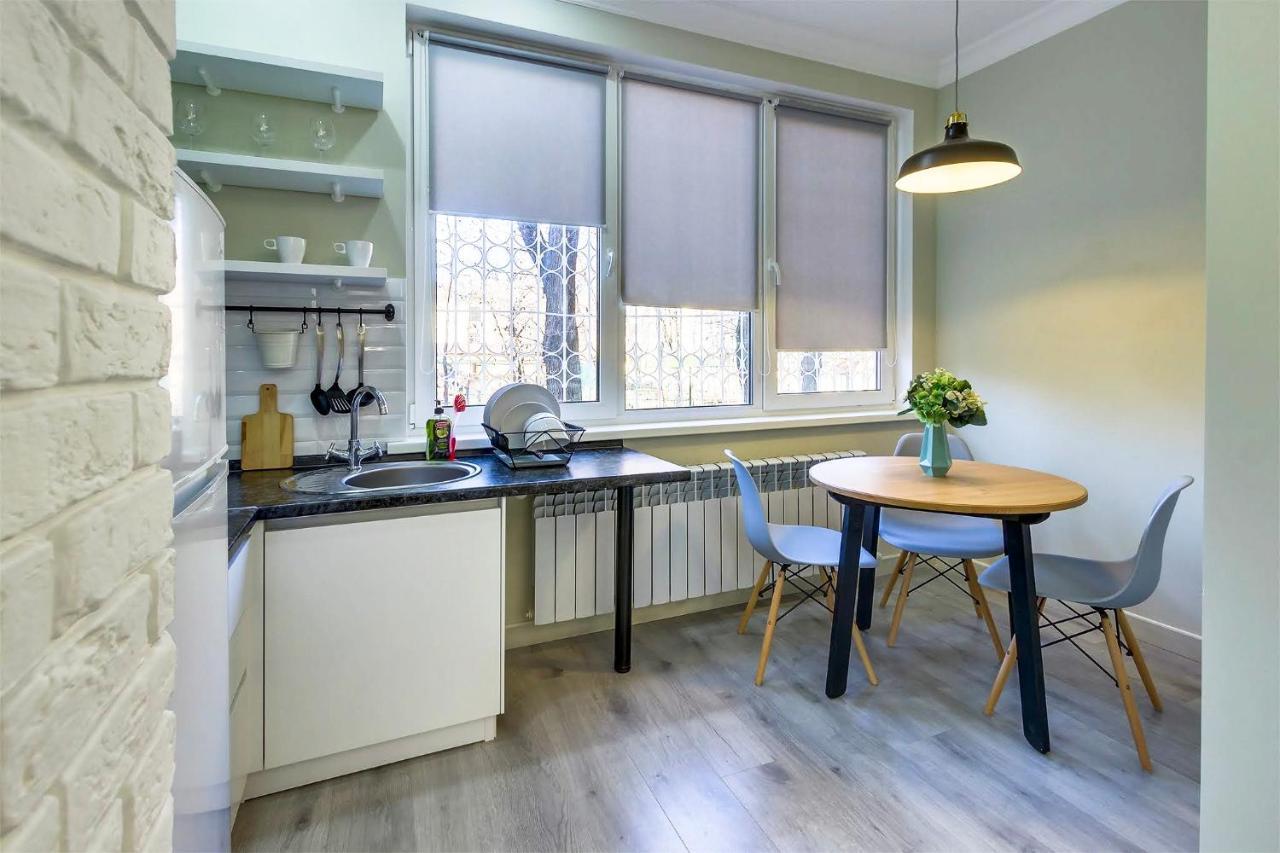 Opera Apartments Алма Ата Екстериор снимка